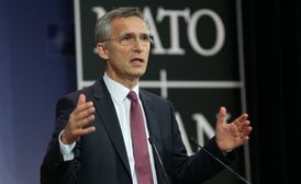 Generální tajemník NATO Jens Stoltenberg připustil, že podobné jednání s Ruskem může být užitečné.