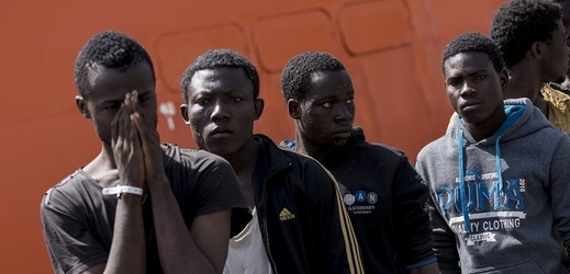 Nigerijští migranti v Itálii. 