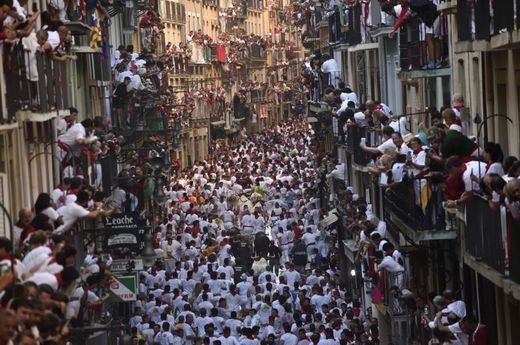 Tradice pouliční oslavy svátku Fermína sahá až do 16. století.