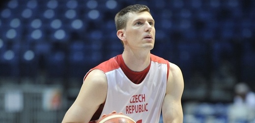 Basketbalista Pavel Pumprla. 