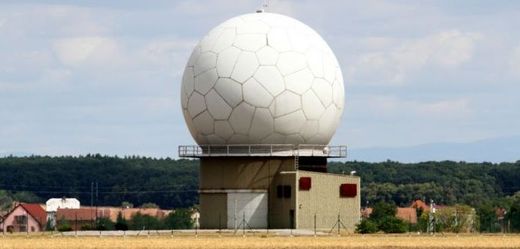 Protivzdušná obrana České republice využívá zastaralé a nekompatibilní radary.