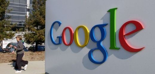 Evropská komise rozšířila svůj spor se společností Google. 