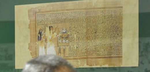 Muzeum v Káhiře vystavuje egyptské papyry z doby faraona Cheopse (ilustrační foto).