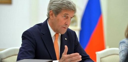 Ministr zahraničí Kerry se v Rusku setkal s prezidentem Vladimirem Putinem.