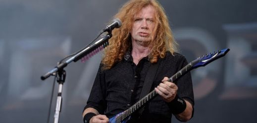 Baskytarista skupiny Megadeth David Ellefson.