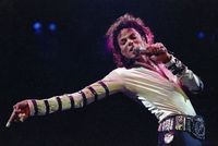 Podle zatím dostupných informací měl Michael Jackson velkou potřebu stýkat se s dětmi.