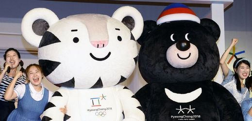 Maskoti zimních olympijských her v roce 2018 v korejském Pchjongčchangu Soohorang i následné paralympiády Bandabi se poprvé ukázali veřejnosti. 