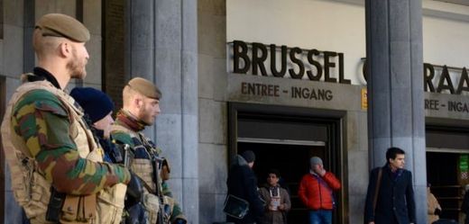 V Belgii platí vysoký stupeň teroristické hrozby od atentátů v Paříži.