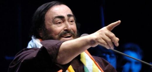 Zesnulý operní pěvec Luciano Pavarotti.