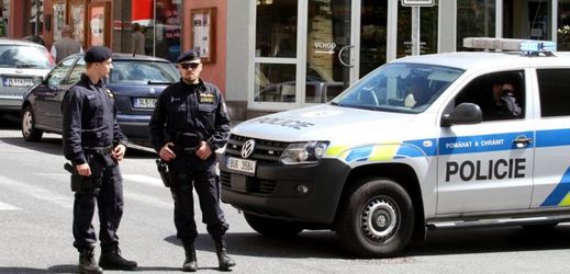 Policie ČR zareaguje na situaci v Mnichově zvýšením hlídek na hranicích.