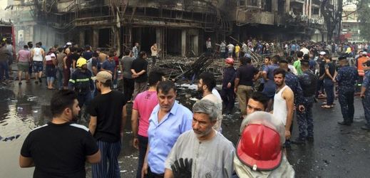 Bombu odpálil pěší útočník u vjezdu do šíity obývané čtvrti Kázimíja (ilustrační foto).