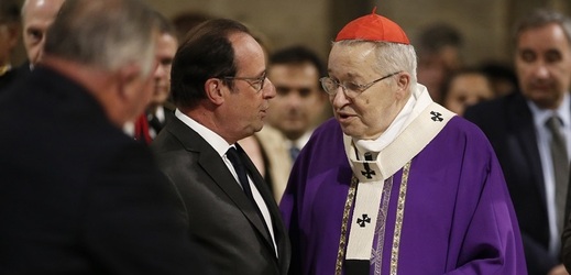 Smuteční mši za zavražděného kněze se zúčastnil i francouzský prezident Francois Hollande.