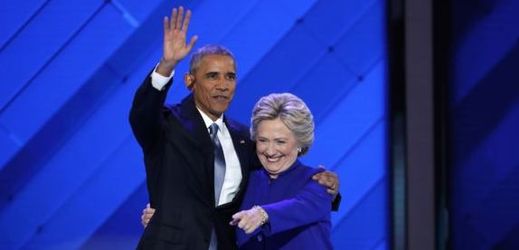 Hillary Clintonová s Barackem Obamou.
