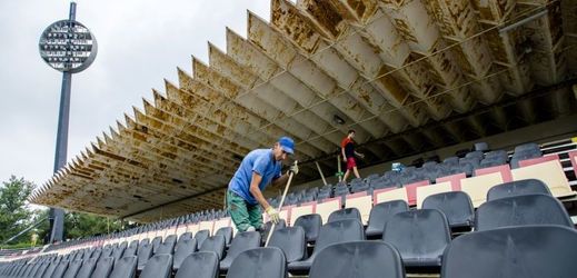 Stadion v Hradci Králové je v rekonstrukci 