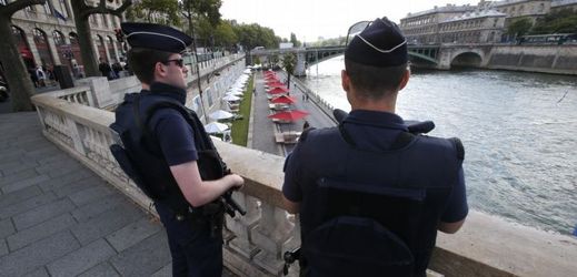 Policie ve Francii je ve střehu. 