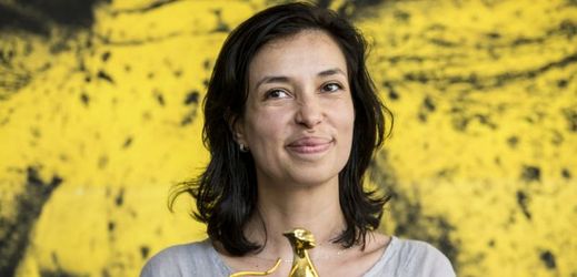 Bulharská režisérka Ralica Petrovová si z filmového festivalu ve švýcarském Locarnu odvezla Zlatého leoparda za snímek Godless.