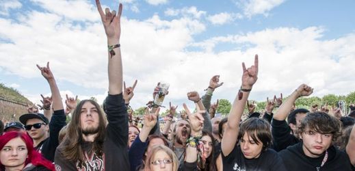 Asi 18 tisíc lidí navštívilo metalový festival Brutal Assault.