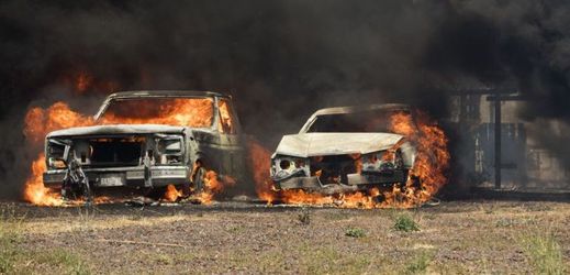 Ve Švédsku podpalují auta (ilustrační foto).