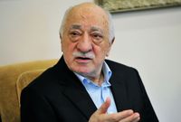 Byl skutečně imám Fethullah Gülen (na fotce) strůjcem nepovedeného tureckého puče? To se budou snažit zjistit přímo v Turecku skupina amerických vyšetřovatelů.