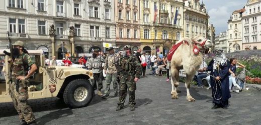 Konvičkova akce na Staroměstském náměstí v Praze.