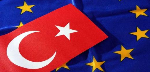 EU vyvolala v Turecku mylný dojem ohledně zrušení víz.