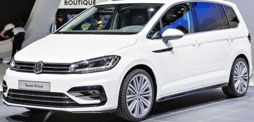 jedním ze stažených modelů je Volkswagen Touran.