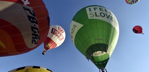 Své síly na mistrovství ČR v balonovém létání změří tři desítky pilotů.