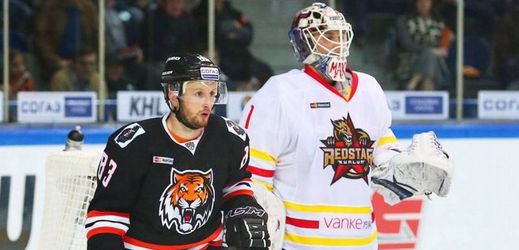 Hráči Kunlun Redstars při premiéře v KHL zvítězili nad Chabarovskem.