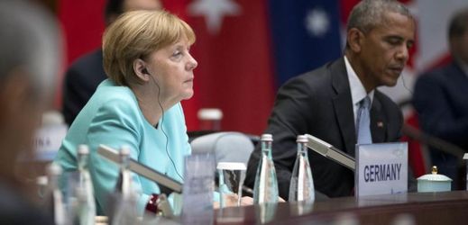 Angela Merkelová a Barack Obama na summitu v Číně.
