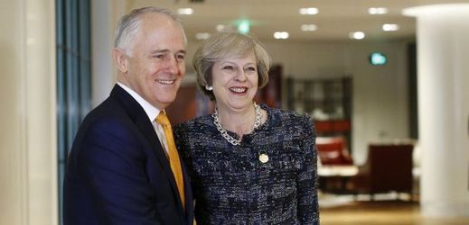 Australský premiér Malcolm Turnbull a britská premiérka Theresa Mayová.