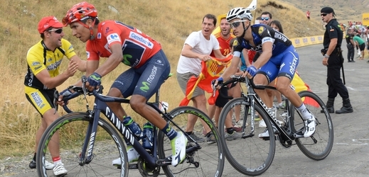 Kolumbijský cyklista Nairo Quintana (vpravo).