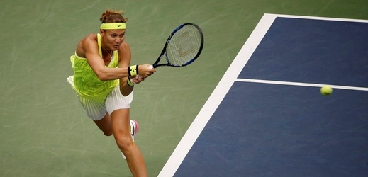 Lucie Šafářová společně s Bethanií Mattekovou-Sandsovou postoupila do semifinále US Open.