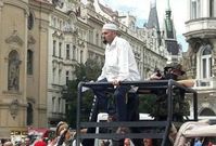 Martin Konvička při akci na Staroměstském náměstí.