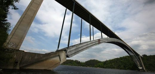 Žďákovský most (ilustrační foto).