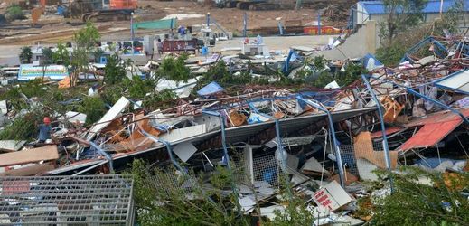 Škody, které za sebou nechal tajfun Meranti.