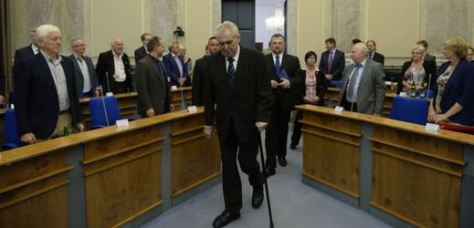 Prezident Miloš Zeman na jednání tripartity.