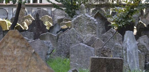 Starý židovský hřbitov v Praze.