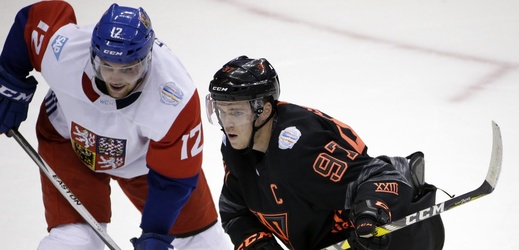 Radek Faksa už si na Světovém poháru nezahraje. Lékaři NHL jeho start zakázali.