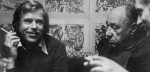 Václav Havel a MUDr. František Kriegel (archivní snímek).