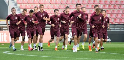 Sparta se na Inter připravuje pod taktovkou Davida Holoubka a zbylých asistentů.