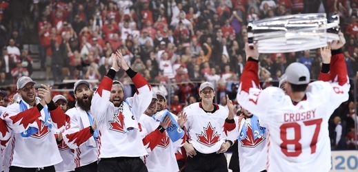 Světový pohár patří Kanadě.