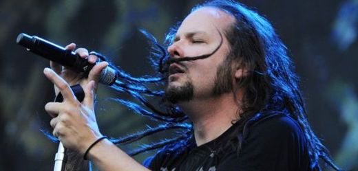 Jonathan Davis. zpěvák kapely Korn.