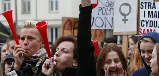 Polské aktivistky vyhlásily výstražnou stávku.