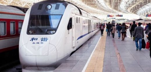 Čína by chtěla do Česka dovážet technologie pro vysokorychlostní tratě a vlaky.