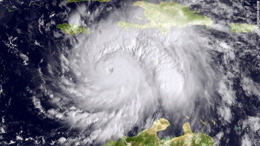 Hurikán Matthew na satelitní snímku.