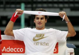 Dokáže se Roger Federer v lednu 2017 vrátit na tenisové kurty "supersilný", jak si sám přeje?