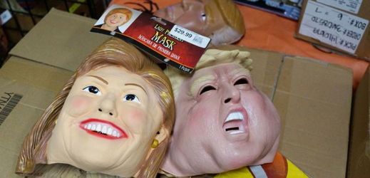Masky amerických prezidentských kandidátů.
