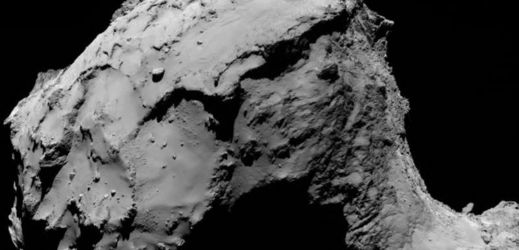 Kometa Čurjumov-Gerasimenko zachycená sondou Rosetta.