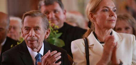 Dramatik, disident a první český prezident Václav Havel s manželkou Dagmar.