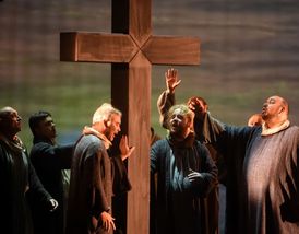 Zkouška opery Attila Giuseppe Verdiho 20. října ve Slezském divadle Opava.